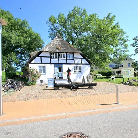 Terrasse, Gratis Nutzung Vom Ahoi Erlebnisbad Und Sauna In Sellin - Meeresblick 32 Goehren (Ruegen)
