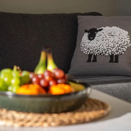 Terrasse, Gratis Nutzung Vom Ahoi Erlebnisbad Und Sauna In Sellin - Meeresblick 32 Appartement