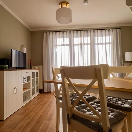 Meeresblickresidenzen Nr 32 Mit Sauna- Und Schwimmbadnutzung Im Ahoi Sellin Goehren (Ruegen)
