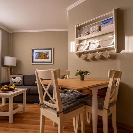 Terrasse, Gratis Nutzung Vom Ahoi Erlebnisbad Und Sauna In Sellin - Meeresblick 32 Appartement *